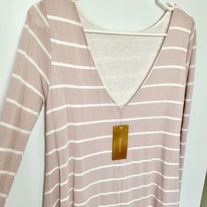 Pale pink long sleeve Francesca’s dress